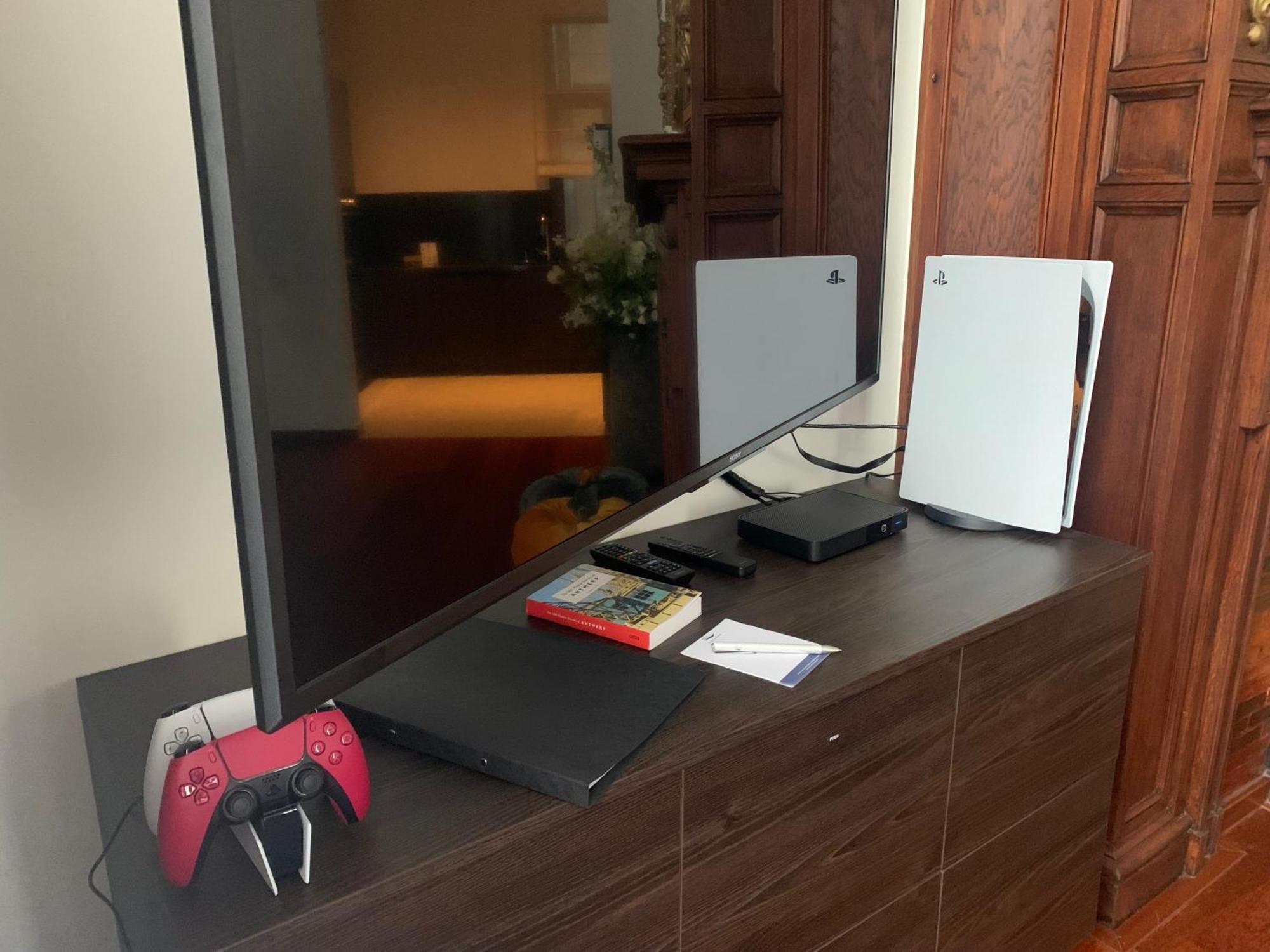 Botanique Suites Airbnb, Antwerpen Buitenkant foto