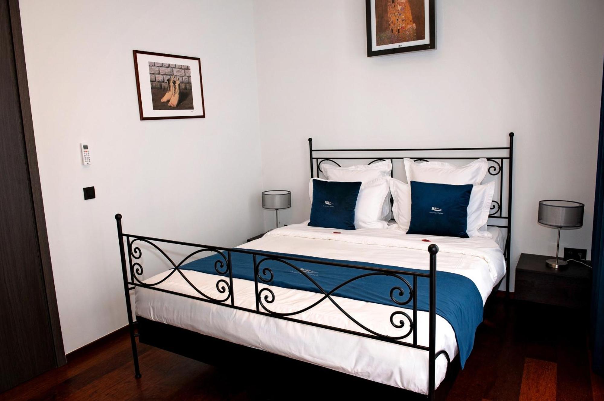 Botanique Suites Airbnb, Antwerpen Buitenkant foto