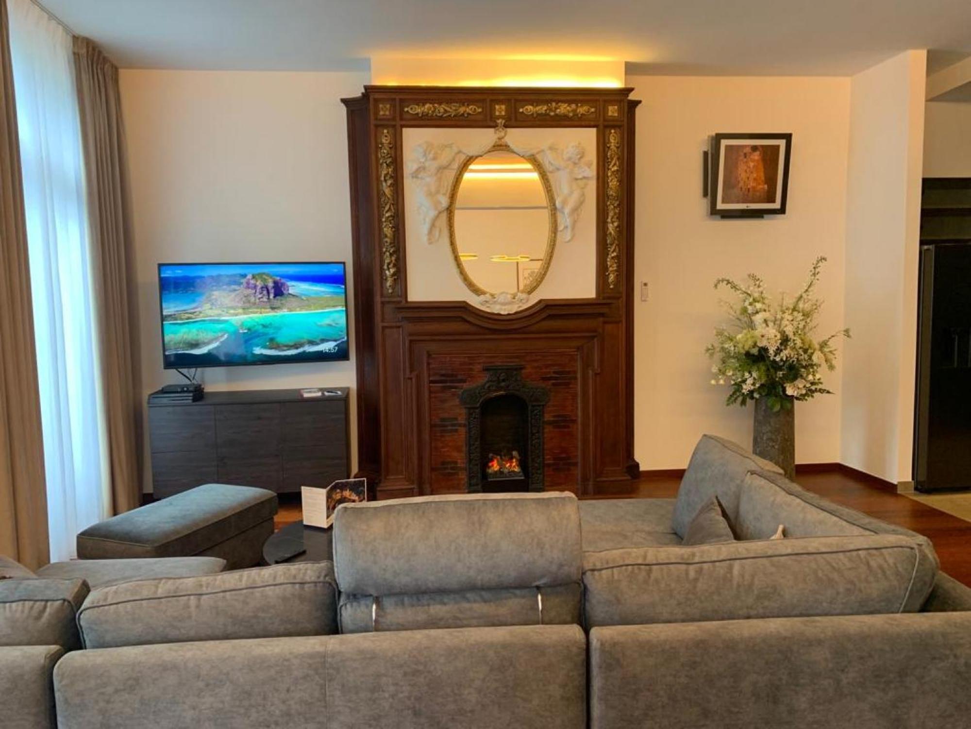 Botanique Suites Airbnb, Antwerpen Buitenkant foto